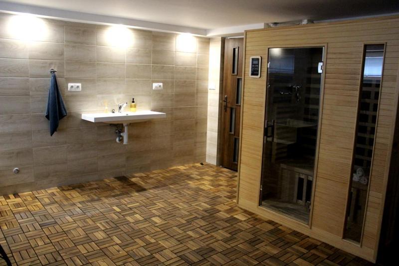 Apartmanovy Dom Stummerova Topoľčany Exterior foto