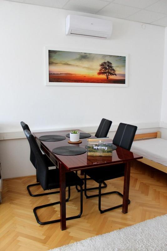 Apartmanovy Dom Stummerova Topoľčany Exterior foto