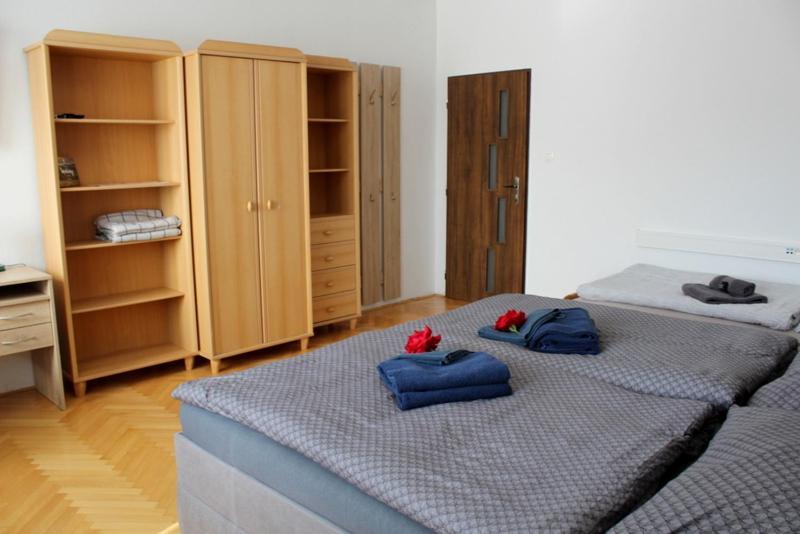 Apartmanovy Dom Stummerova Topoľčany Exterior foto