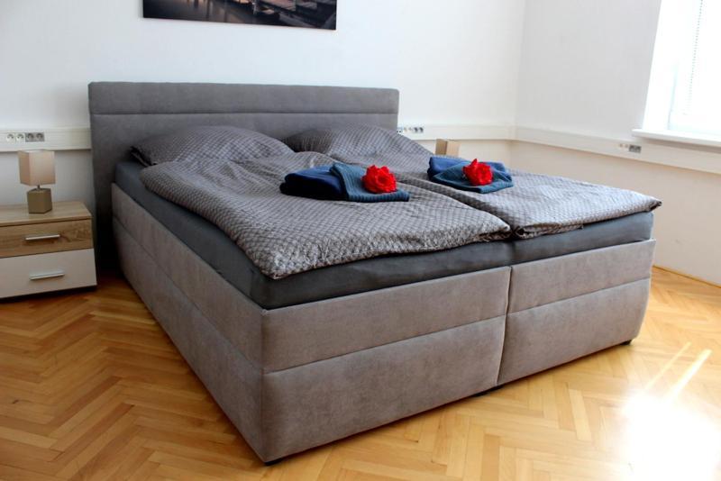 Apartmanovy Dom Stummerova Topoľčany Exterior foto